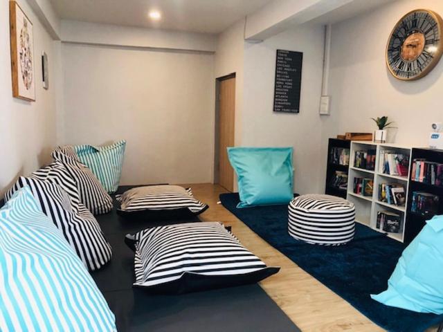 ซลีปปิ้งพิลส์ อ่าวนาง กระบี่ Hostel Krabi ภายนอก รูปภาพ